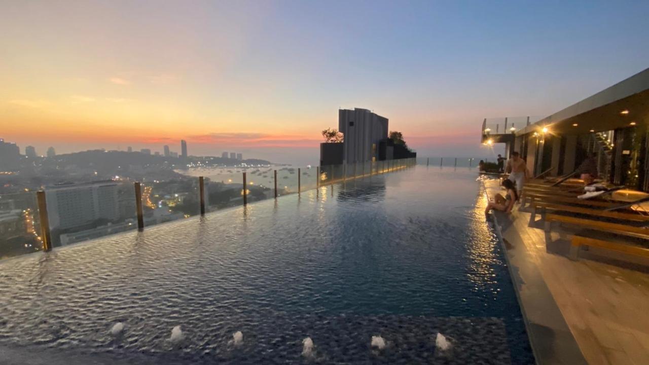 The Base Central Pattaya 2Bed King&Queen Sky Seaview & Infinity Pool Exteriör bild